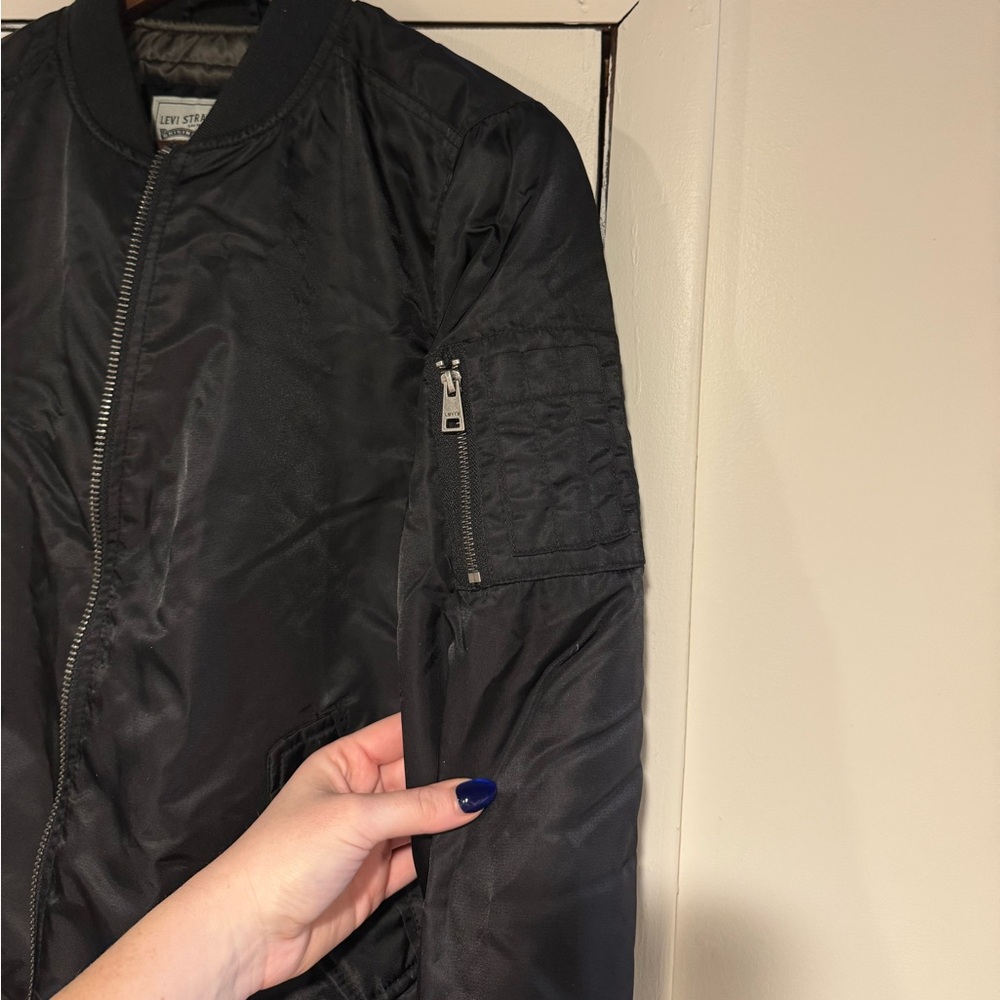 Levis men’s Black MA-1 Military Bomber Jacket Coat Size Large NWT - Picture 6 of 8